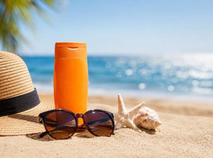 Cosa scegliere tra crema solare o vitamina D? La protezione dal sole riduce davvero la produzione di vitamina D?